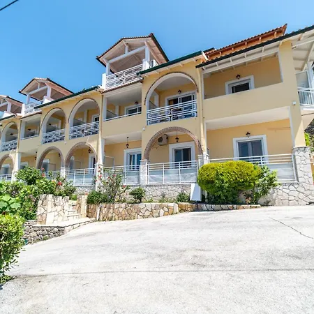 Mazis B2 * Agios Gordios (Corfu)